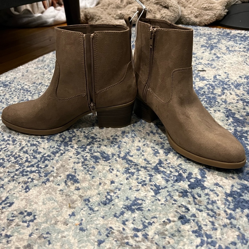 Womens boots
